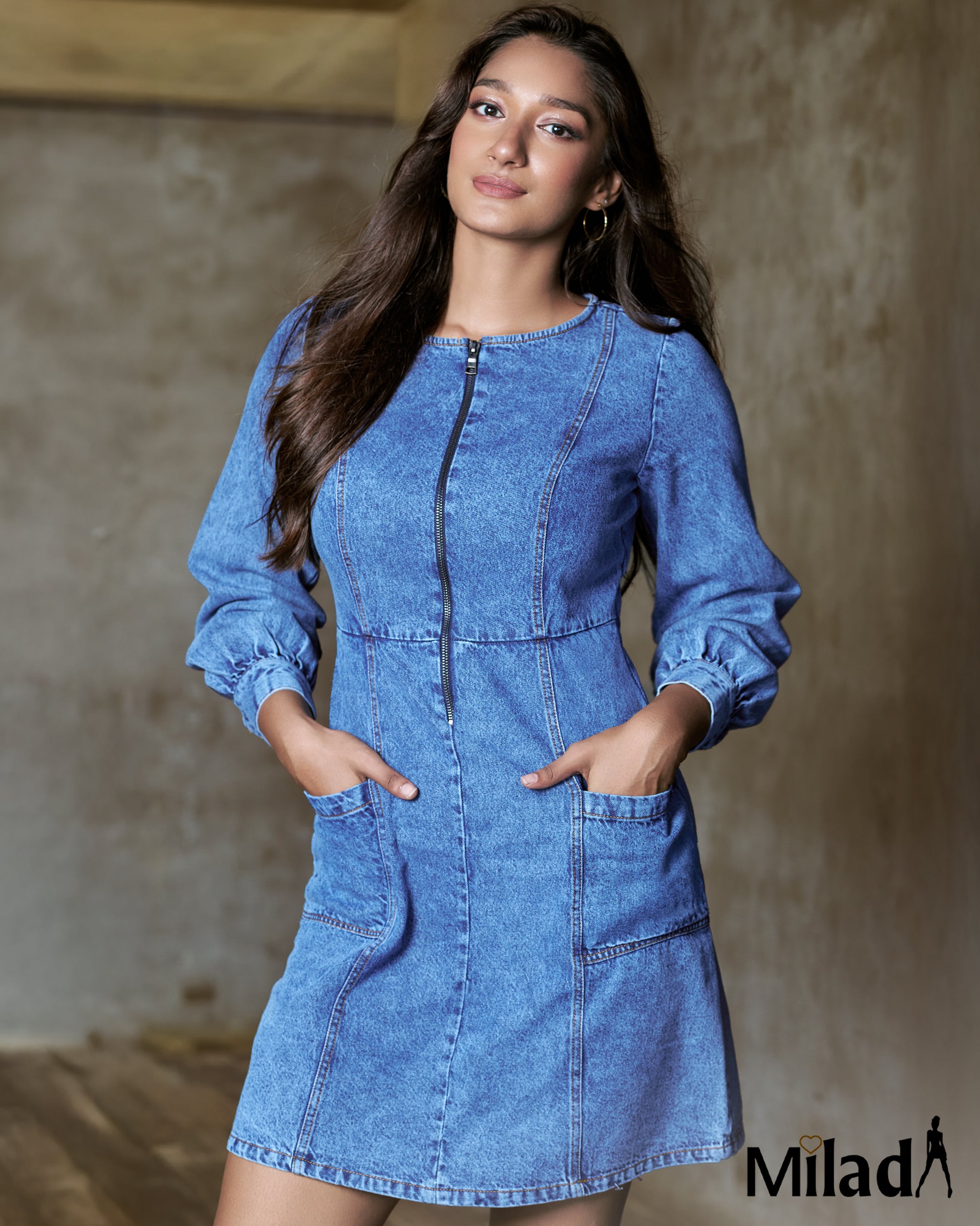 PUFF SLEEVE FRONT ZIPPER DRESS