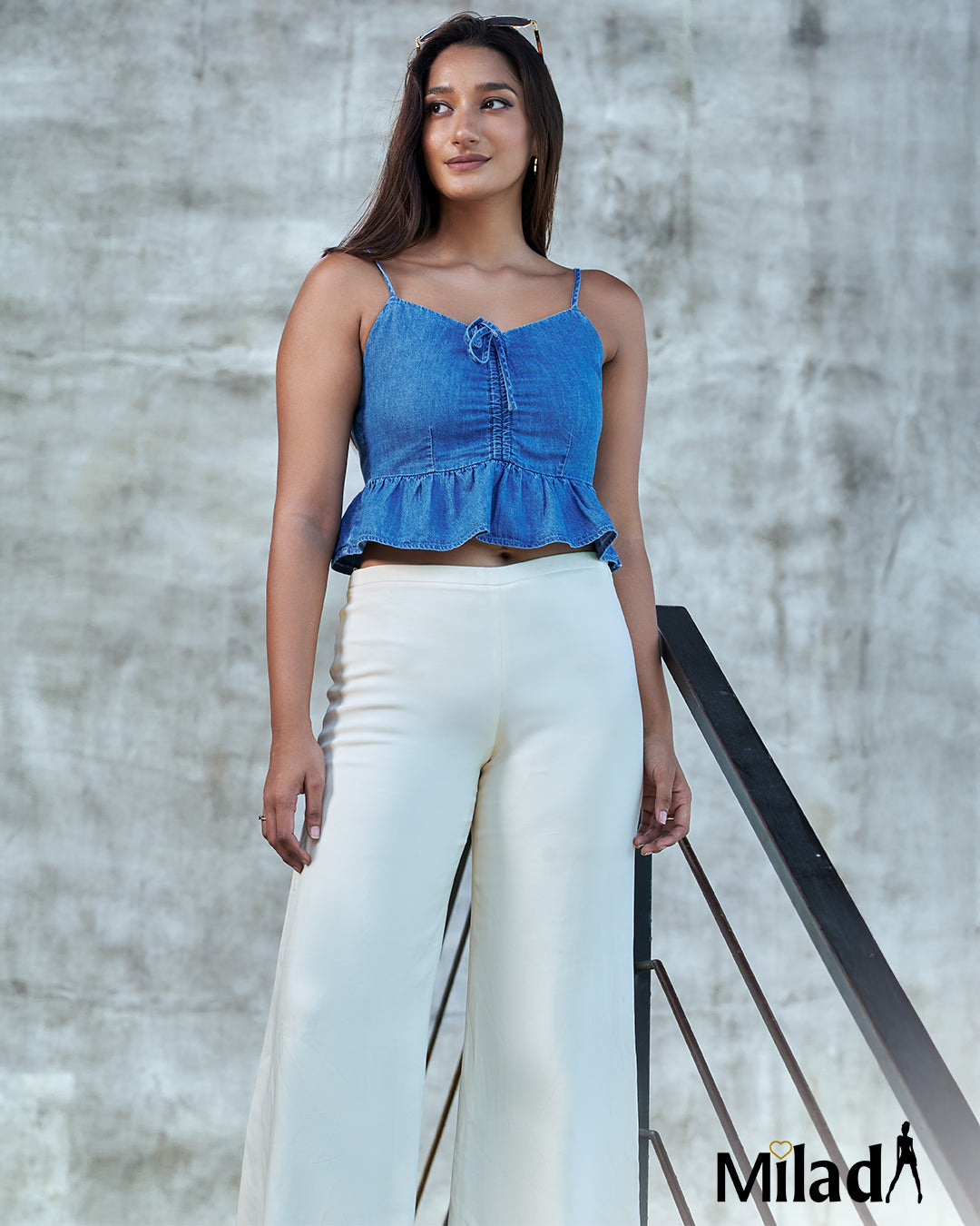 FRONT GATHERED CROP TOP