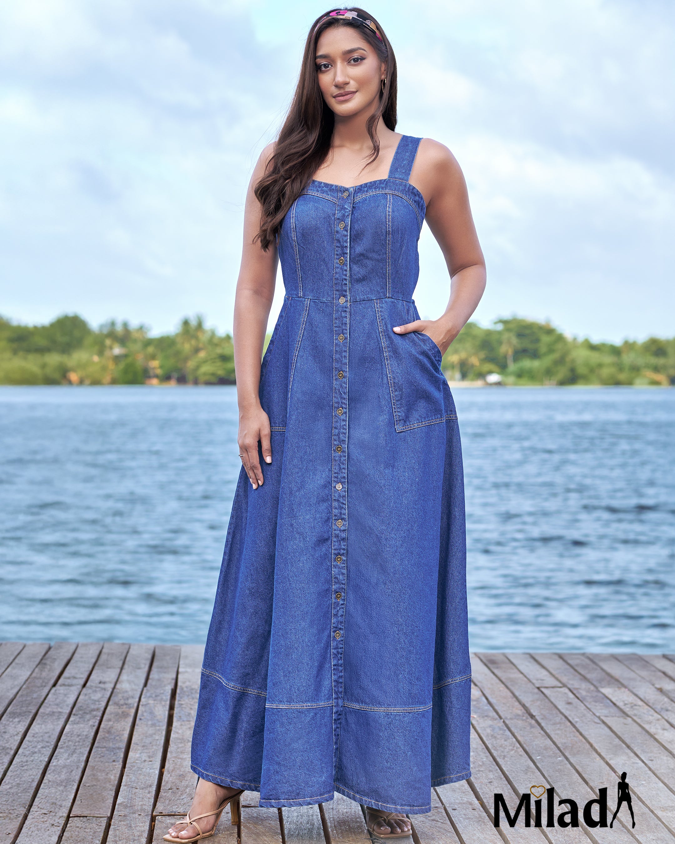 DENIM SLEEVELESS MAXI DRESS