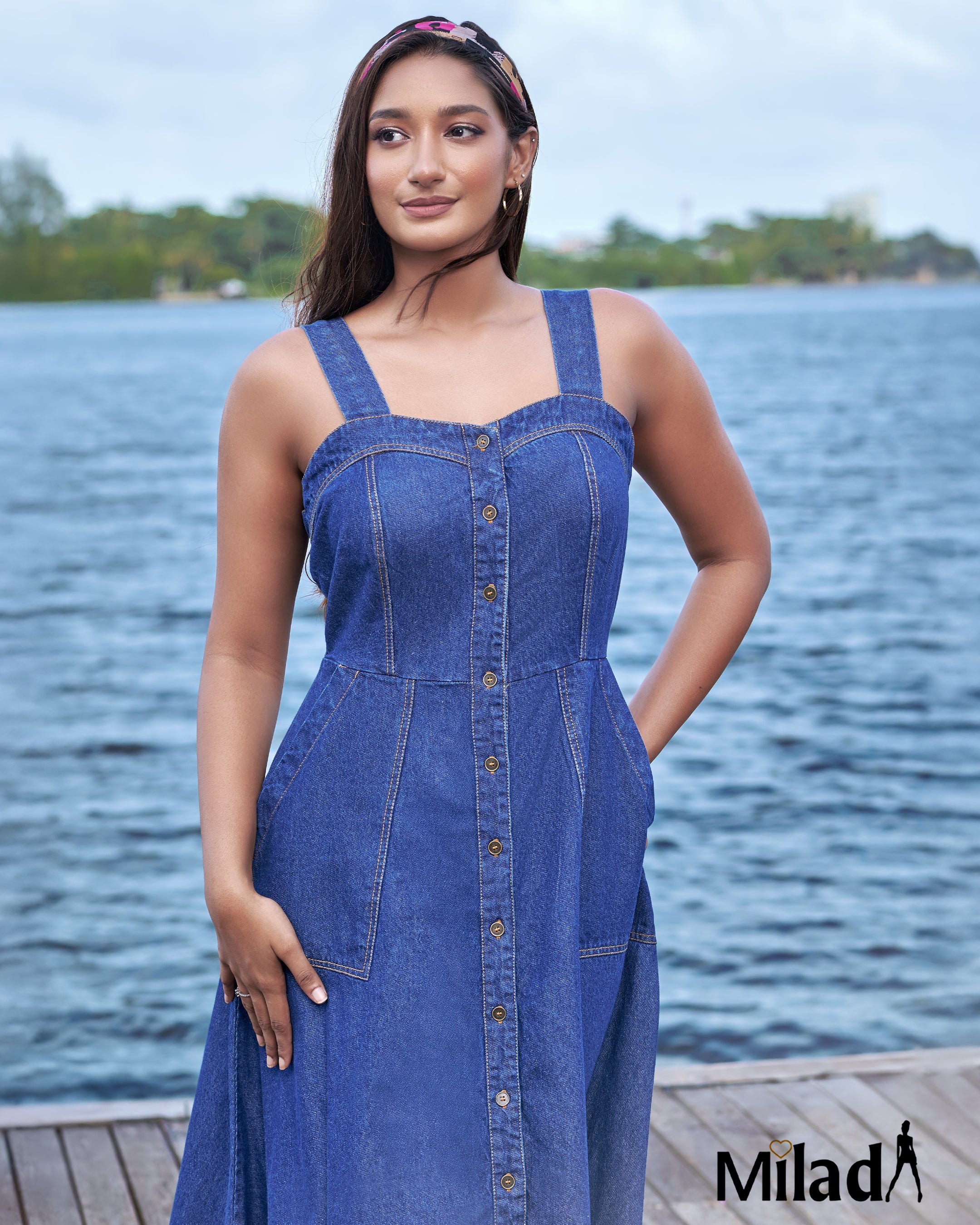 DENIM SLEEVELESS MAXI DRESS