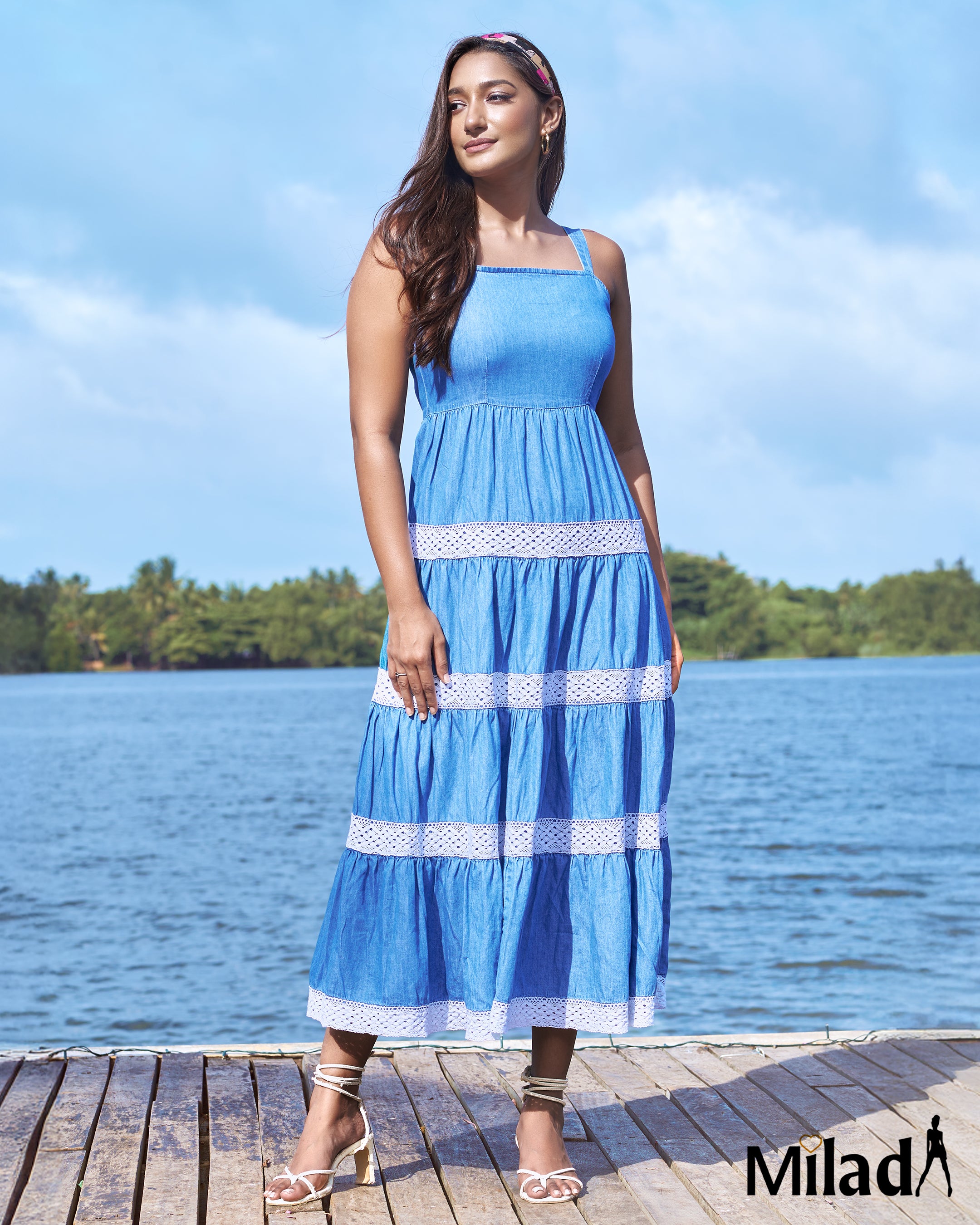 LACE TRIM INSERT TIERED MAXI DRESS